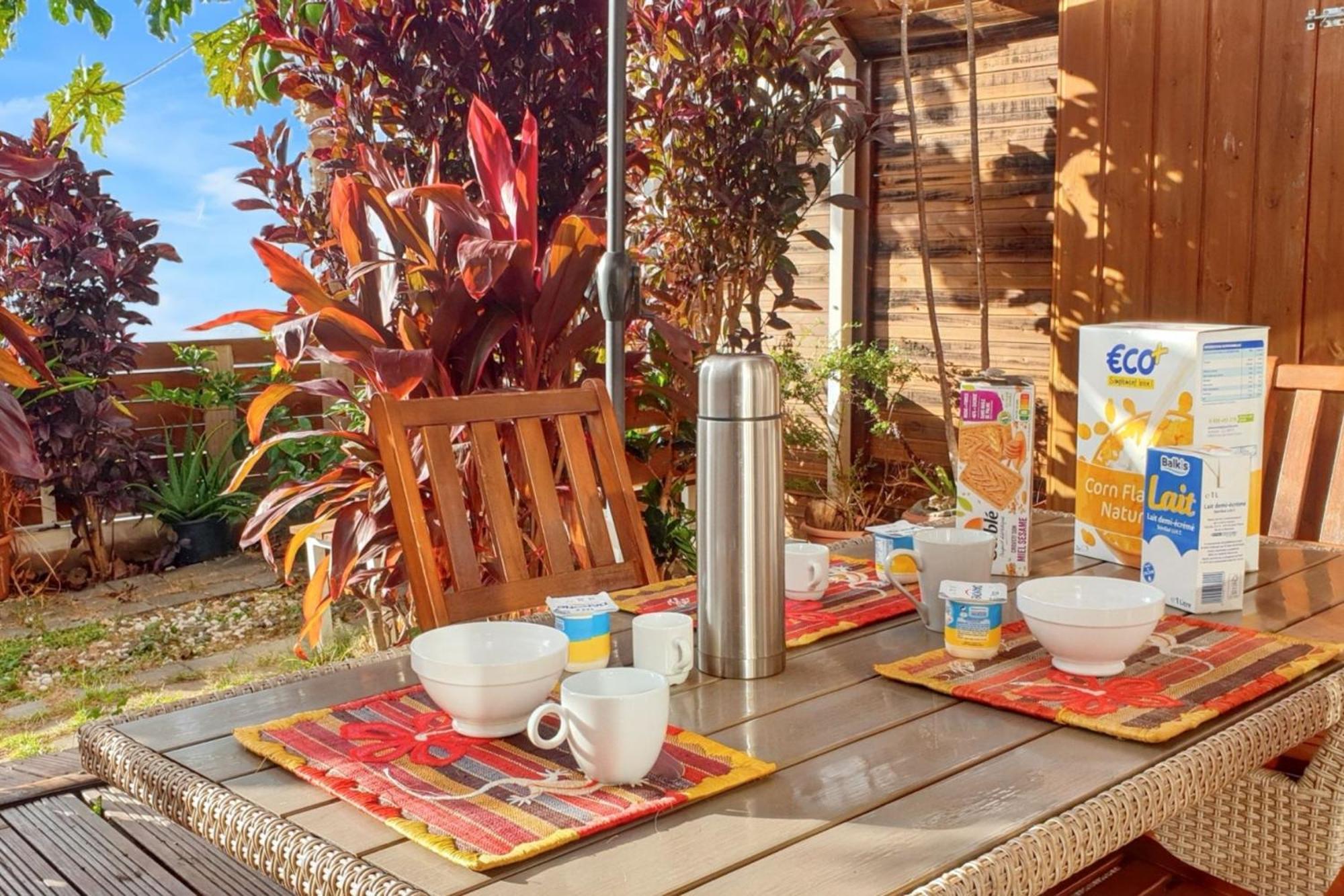 Appartement Avec Vue Sur Mer A Saint Paul 50 M² Terrasse エクステリア 写真